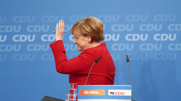 Události: Merkelová chce být kancléřkou i čtvrté funkční období