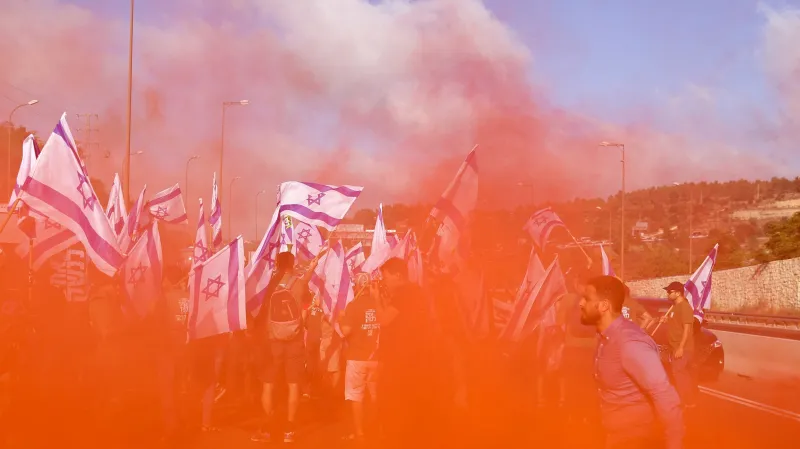 Demonstrace v Izraeli po schválení části justiční reformy v prvním čtení