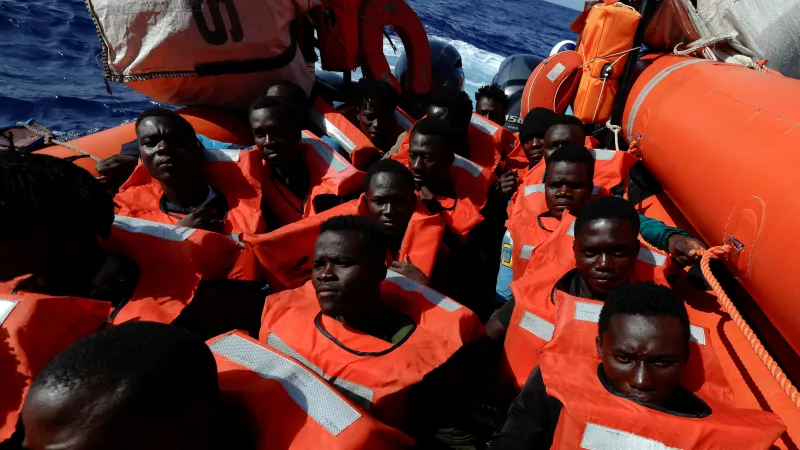 Migranti zachránění mezi Tuniskem a italskou Lampedusou