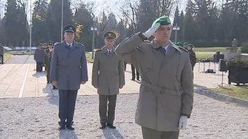 Den veteránů slaví Česko od roku 2001