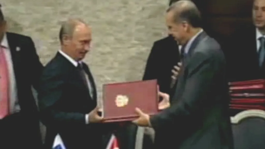 Podpis smluv mezi Tureckem a Ruskem