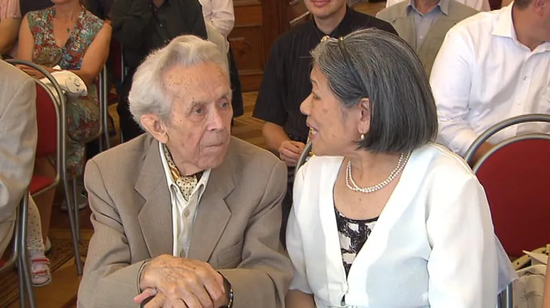 Josef Hejzlar s manželkou Taj-ťün