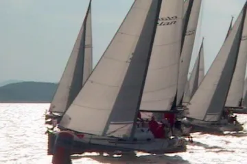 Jachtařka Cotteeová obeplula zeměkouli