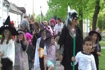 Stavění máje a pálení čarodějnic v Majetíně