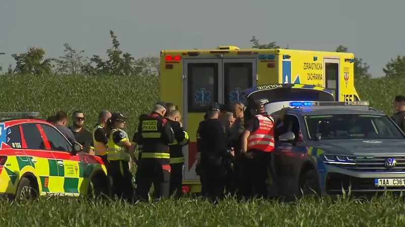 U pražského letiště Točná spadlo soukromé letadlo, dva lidé zemřeli
