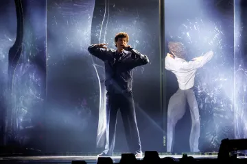 Ve finále Eurovize soutěží 25 zemí, vyhrát může i český zpěvák