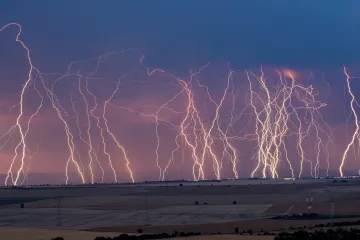 TEST: Co se to děje na nebi? Vyzkoušejte si, jestli umíte vysvětlit příčiny různých jevů
