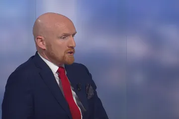 Spolupráce na Ukrajině nás sblížila, míní britský velvyslanec v Česku Field