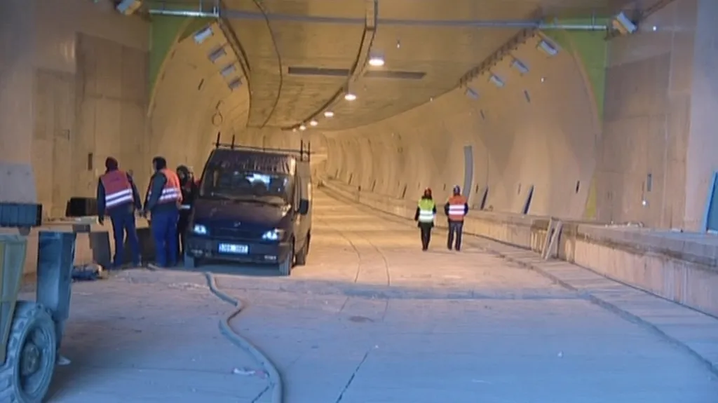 Práce na Královopolském tunelu spějí ke svému dokončení