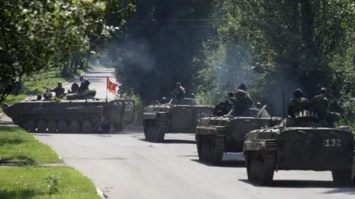 Kontaktní skupina v Minsku se dohodla na stažení tanků
