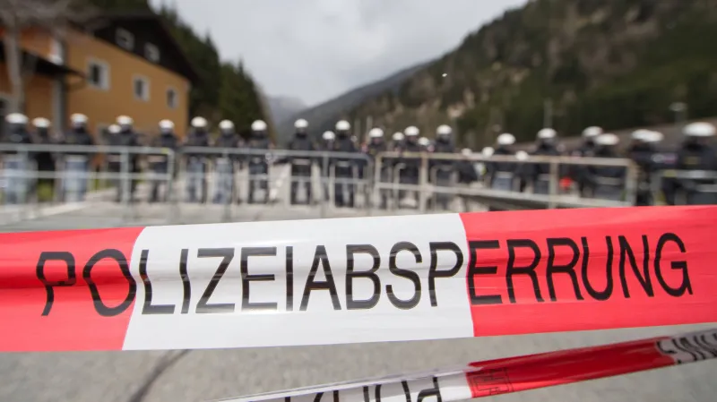 Policie v Brennerském průsmyku