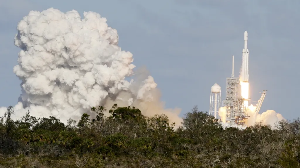 Start rakety Falcon Heavy