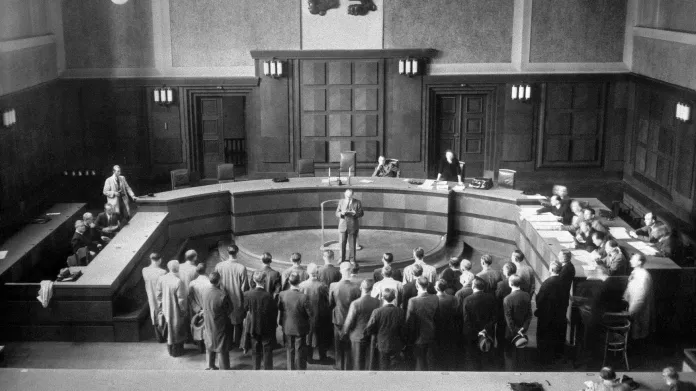 Soud na Pankráci v září 1945