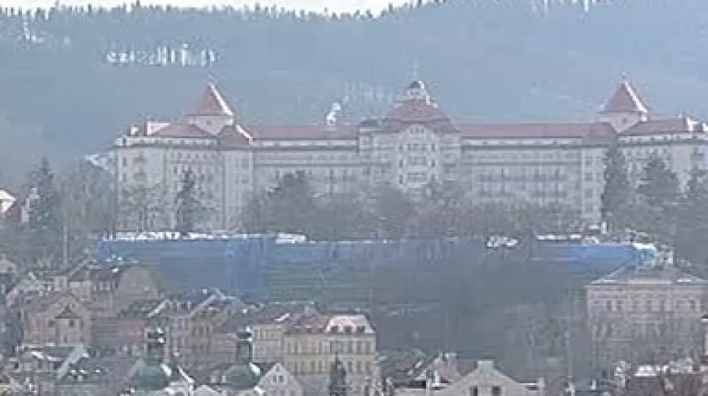 Stavba garážového domu