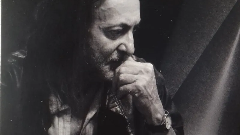 A smrt je stéblo trávy