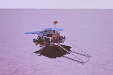 Na Marsu přistál čínský modul s robotickým vozítkem