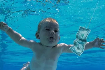 Smells Like Teen Spirit, upozornila Nirvana. A začala novou hudební éru