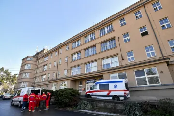 Soud zrušil odškodné za smrt pacienta, který odešel z nemocnice. Personál za to podle justice nemohl