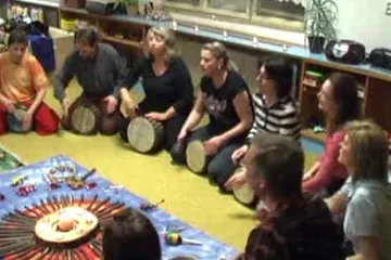 V Majetíně zněly africké bubny