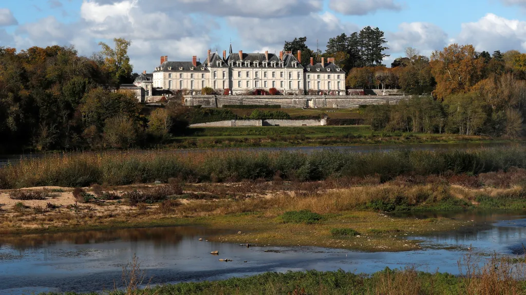 Zámek Chateau de Menars