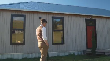 Australané si kvůli vysokým cenám staví dům svépomocí