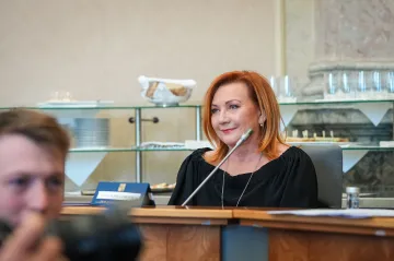 Vláda projedná změny v knihovním zákoně nebo povinnosti pro dovozce amalgámu