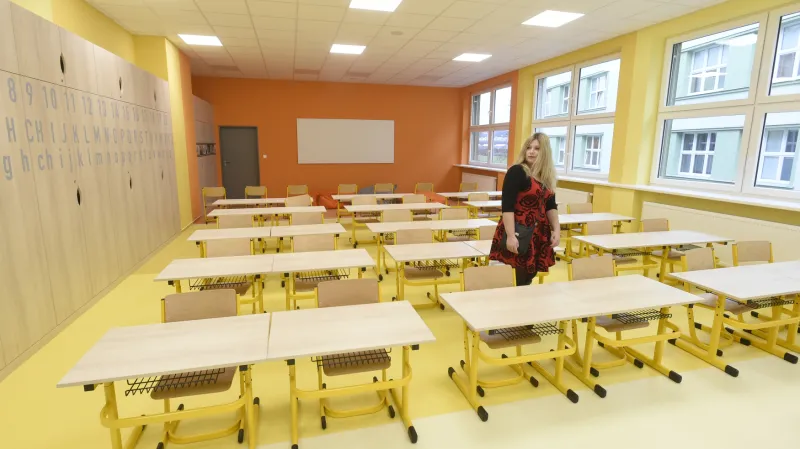 Stavba a provoz mateřských a základních škol jsou jedním z úkolů obcí. Na snímku nová část ZŠ Králův Dvůr na Berounsku