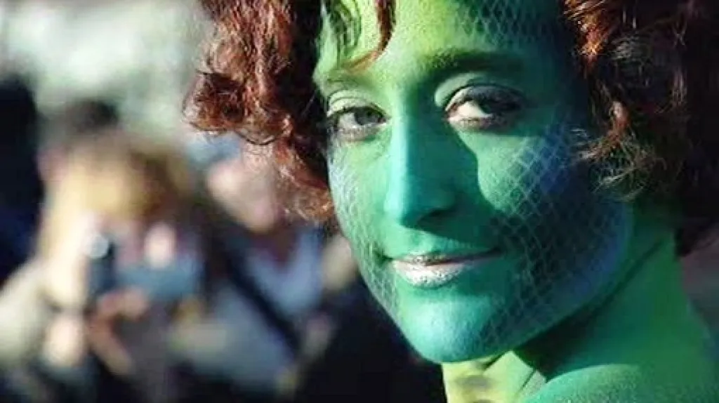 Aktivistka protestující proti zabíjení zvířat kvůli módě