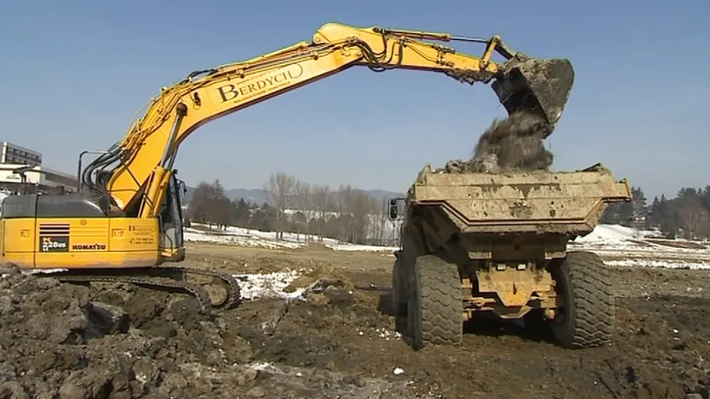 Těžbu sedimentů v zimě usnadnili i mrazy