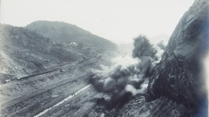 Stavba Panamského průplavu