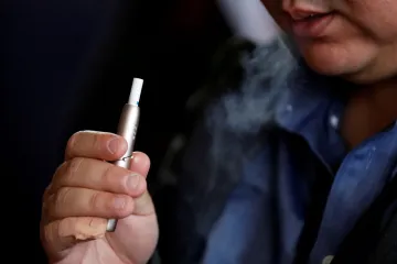 Výrobce klame, brojí zdravotnické organizace v USA proti IQOS