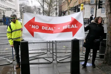 Propočty, stěhování, kancelářské rošády. Velký byznys se připravuje na tvrdý brexit