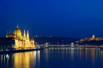 USA nedaly vízum šestici vlivných Maďarů, hoří diplomatický požár