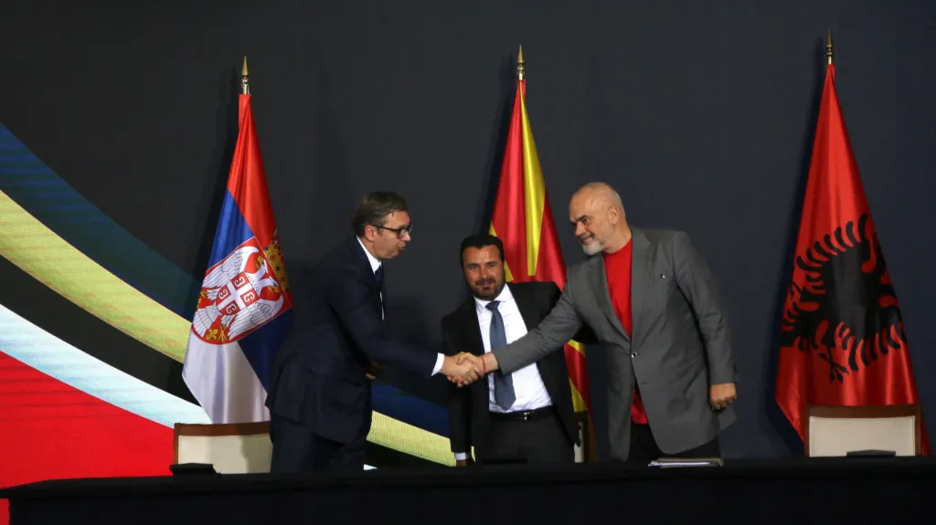 Aleksandar Vučić, Edi Rama a Zoran Zaev na setkání ve Skopje