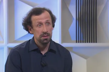 Velká gesta nebyla to pravé. Ubral jsem a přišly velké role, říká Pavel Šimčík