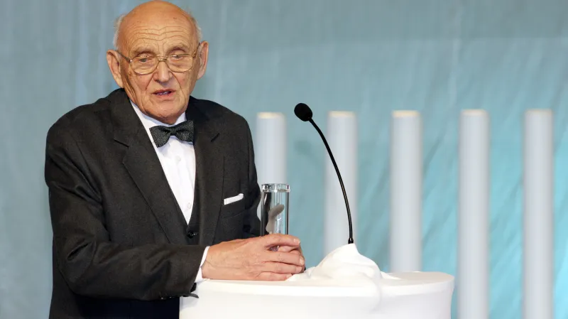 Stanislav Lachman byl v roce 2007 uveden do síně slávy Czech Grand Design