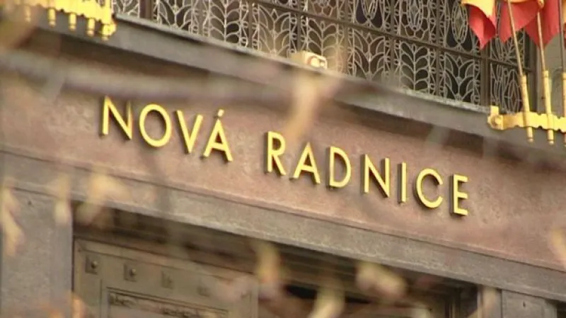 Kdo povládne hlavnímu městu, je stále ve hvězdách