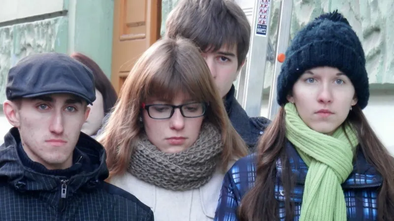 Vzpomínka na členy lounské skupiny Mapaž 5