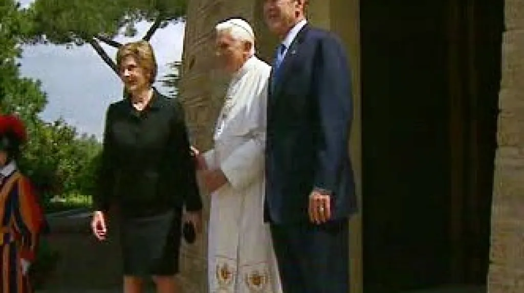 Bushovi s papežem