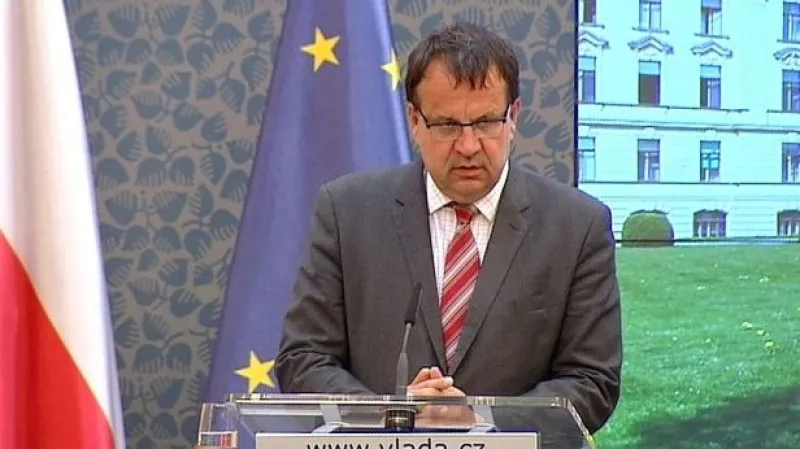 Mládek: Firmy přijdou o 2,2 miliardy