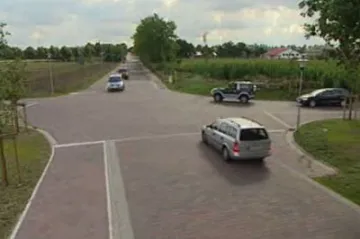 Ulice bez značek jsou bezpečnější, tvrdí někteří experti