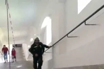 Hasiči běhali po svatohorských schodech