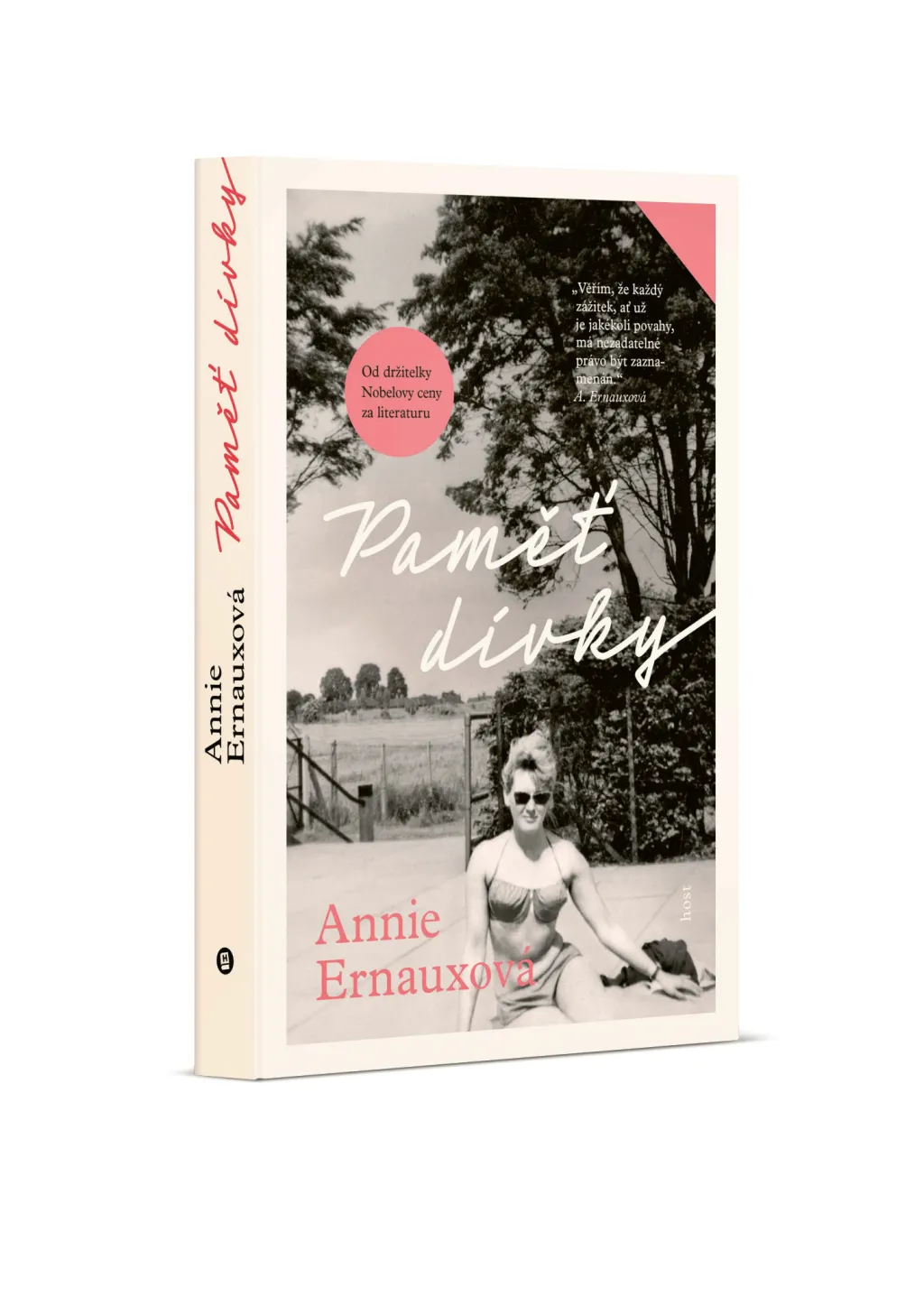 Koho zajímá spíše světová próza, může sáhnout po autobiografickém románu Paměť dívky loňské laureátky Nobelovy ceny za literaturu, Francouzky Annie Ernauxové. Vrací se na konec padesátých let na letní tábor, kde přišla o panenství, a k dívce, kterou tehdy byla a u níž se skrývá počátek jejího spisovatelského života