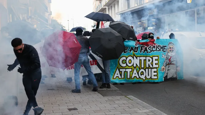 Nepokoje v Nantes po vyhlášení výsledků parlamentních voleb