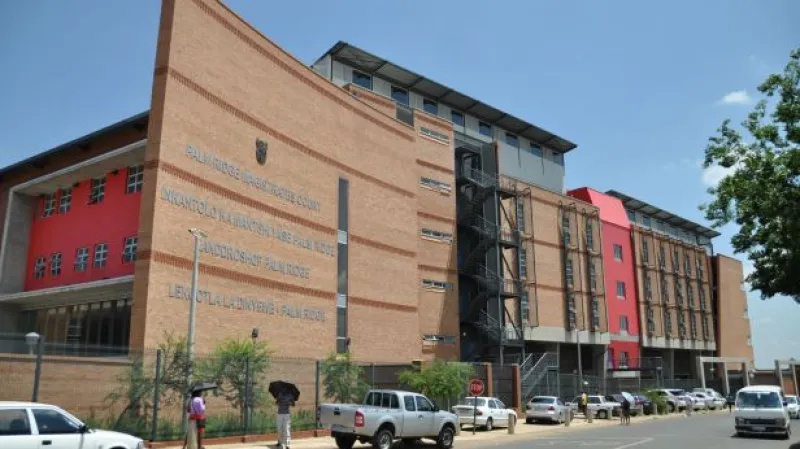 Jihoafrický soud poslal Krejčíře do nemocnice