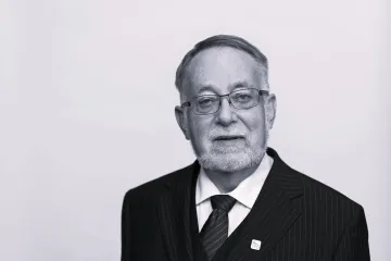 Zemřel poslanec SPD Jaroslav Bašta, bylo mu 75 let