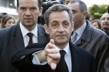 Sarkozy slaví šedesátiny. Bude staronovým prezidentem?