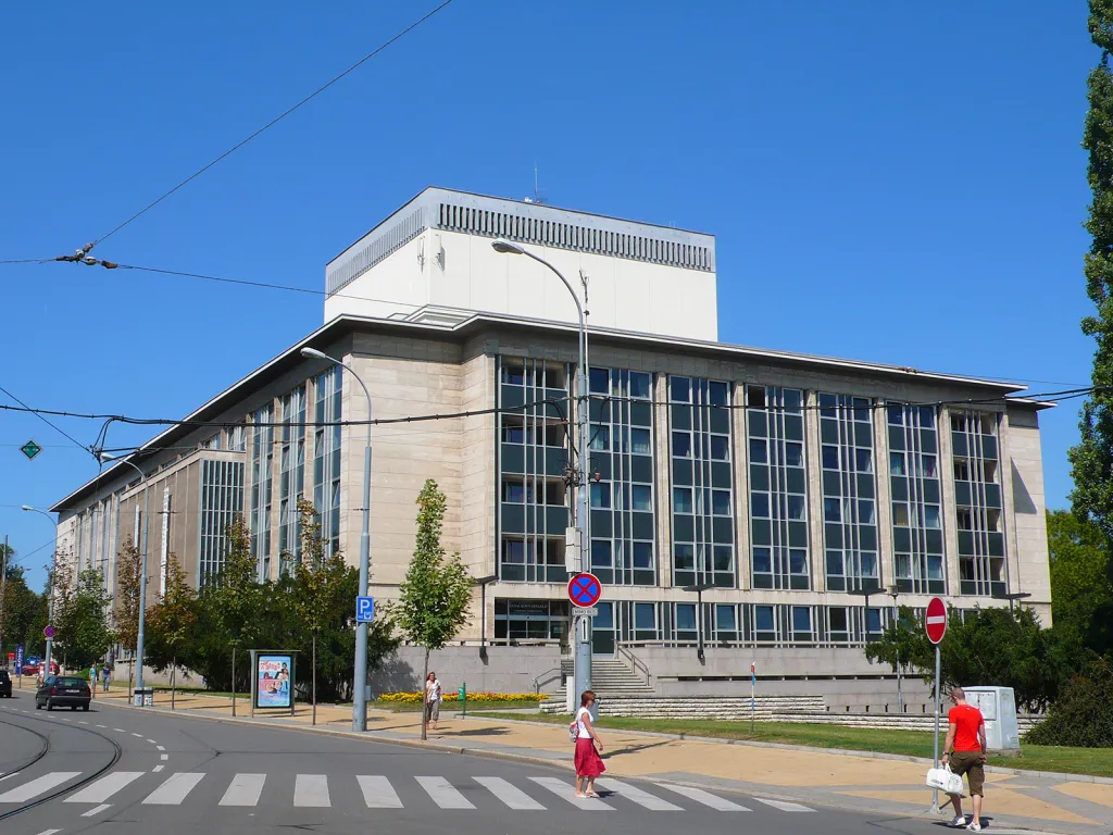 Janáčkovo divadlo (1958–1965) od Jana Víška, Viléma Zavřela, Libuše Žáčkové, Otakara Oplatka