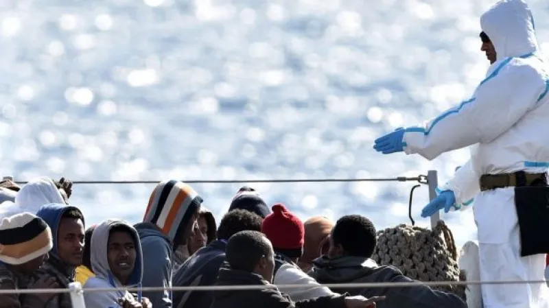 Plán EU: Záchrana lidí na moři, zastavení pašeráků