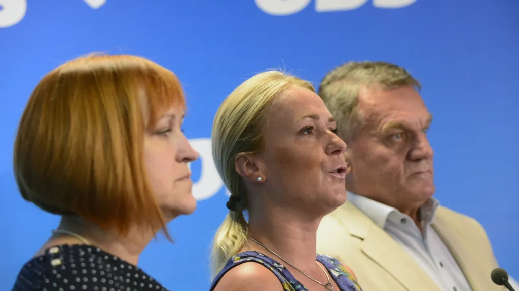 Lenka Kohoutová, Jana Černochová a Bohuslav Svoboda